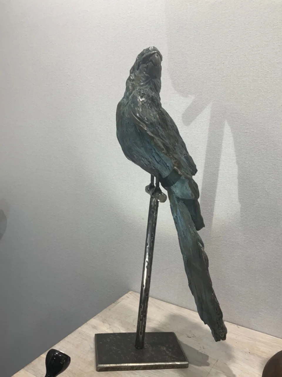 sculpture perroquet Dan Chavret